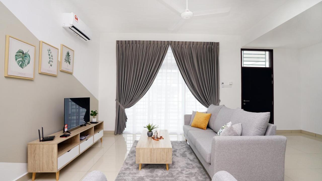 Holiday home Minimalism Muji Style By Joyfully 35m7 Desaru