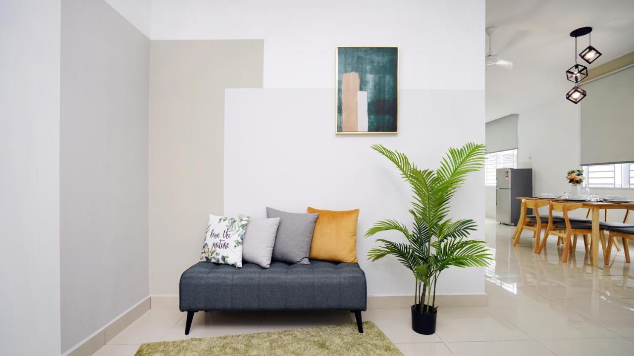 Minimalism Muji Style By Joyfully 35m7 * Desaru